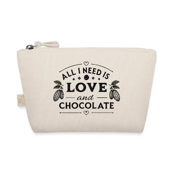 all i need is love and chocolate - Organic Pouch - nature - Front