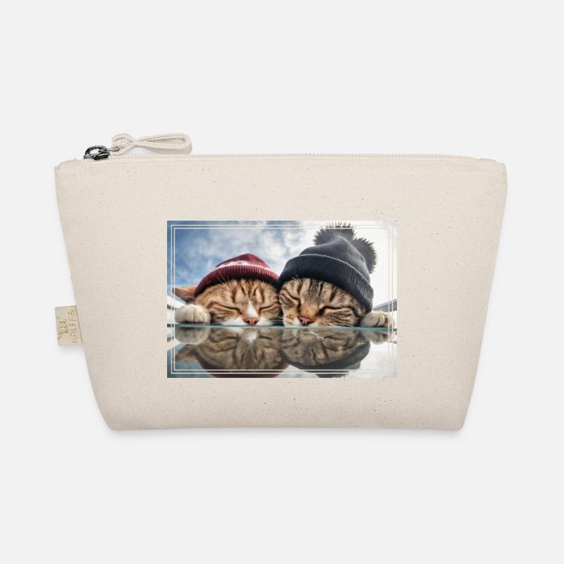 Two cute sleeping kittens Organic Pouch