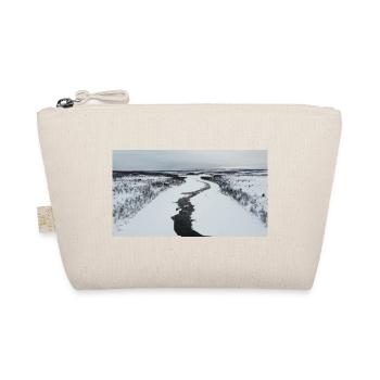 Une rivière sinueuse dans un paysage enneigé - Trousse biologique - nature - Devant