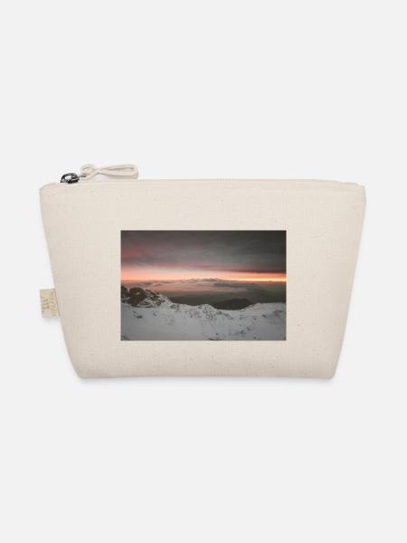 Coucher de soleil d’hiver morose sur les montagnes de Grèce - Trousse biologique - nature - Devant