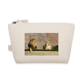 Male and female lion CSC 0814 - Organic Pouch - nature - Front