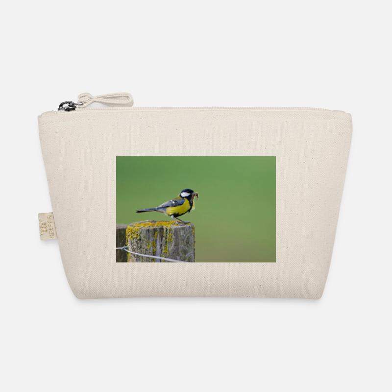 Great Tit Feeding Chicks Organic Pouch
