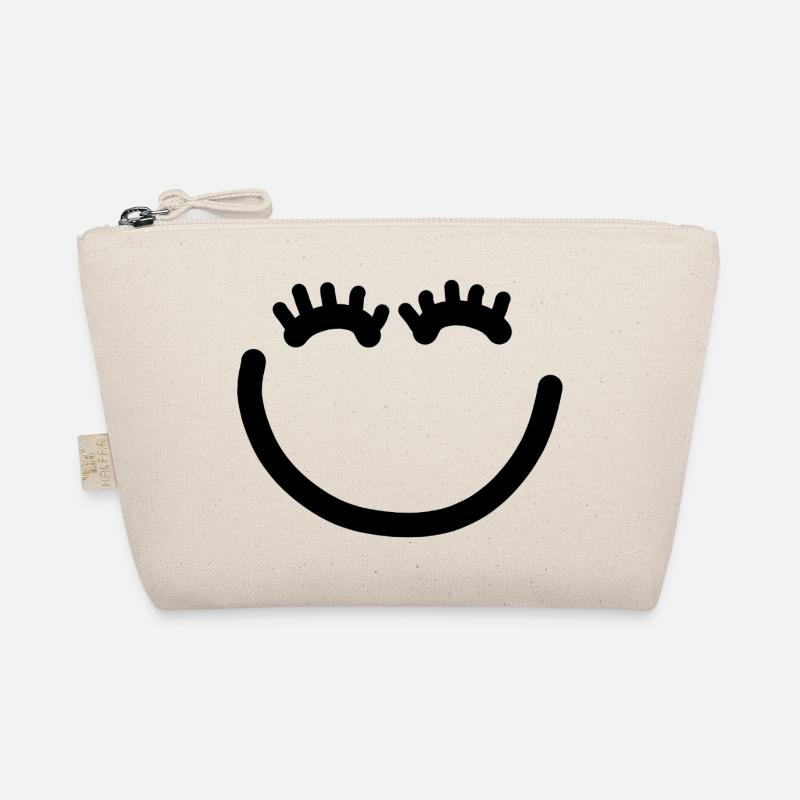 Happy face with eyelashes Organic Pouch