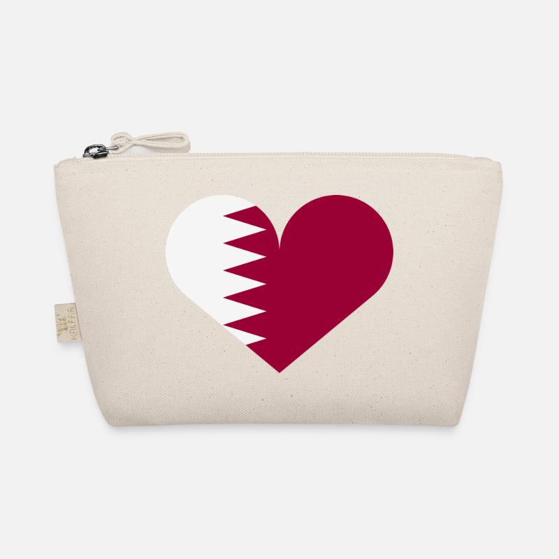 Qatar heart flag Organic Pouch