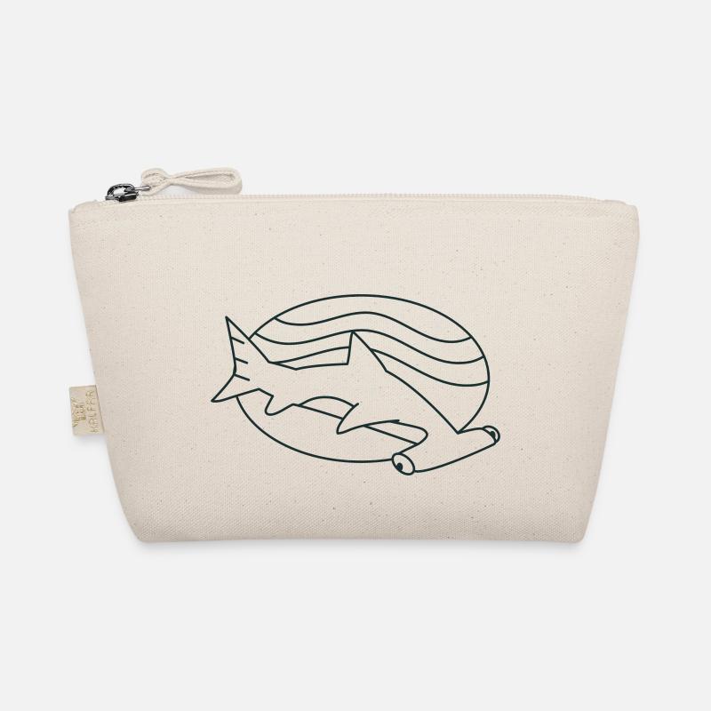 requin-marteau dans les vagues de l’océan Trousse biologique