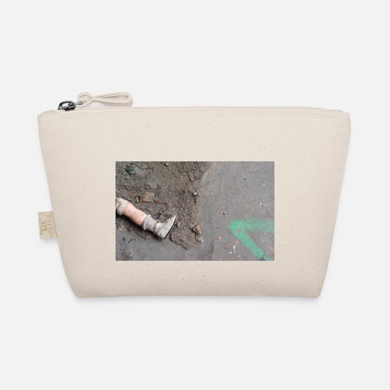 the missing doll's leg Organic Pouch