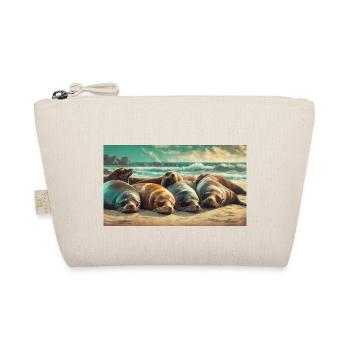 Cute animals chilling – sea lion sleeping beach - Organic Pouch - nature - Front