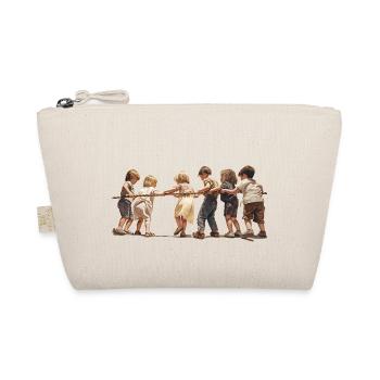 Tug-of-war, just child's play? - Organic Pouch - nature - Front