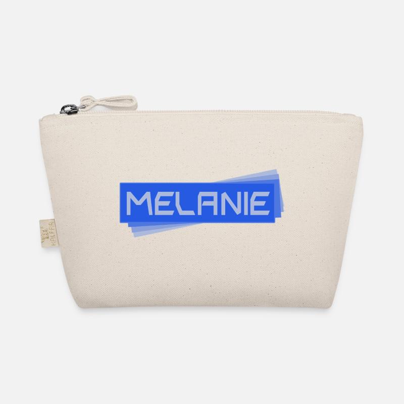 Melanie als MELANIE Bio-Täschchen