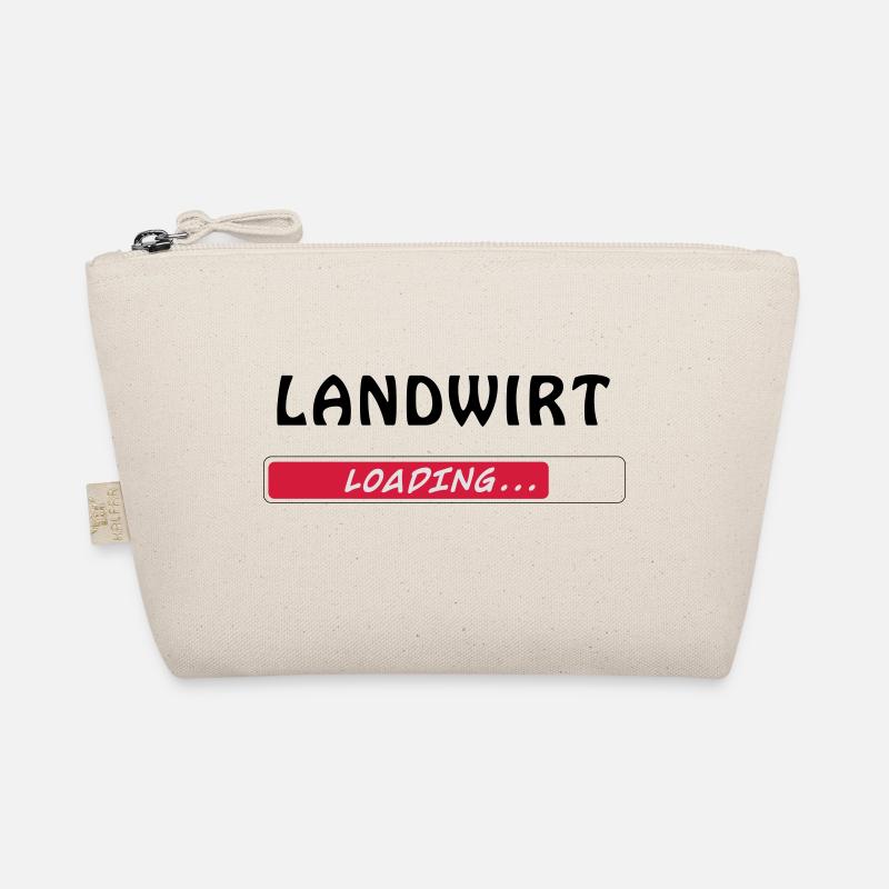 Landwirt loading Bio-Täschchen