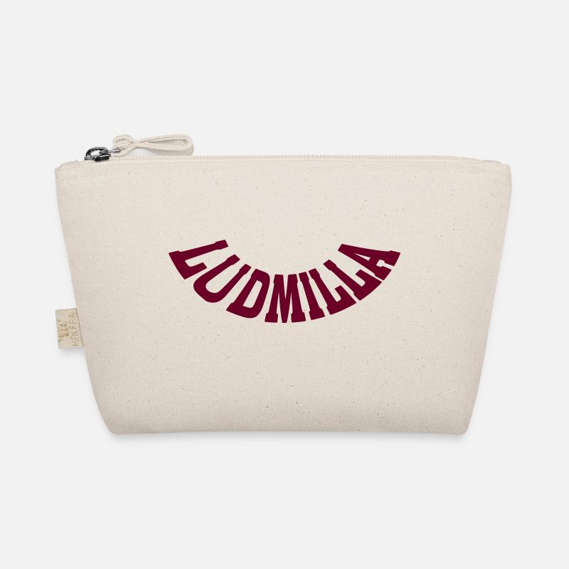 Lettrage Ludmilla rond Trousse biologique