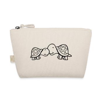 2 turtles cuddling sweet kissing couple love team - Organic Pouch - nature - Front