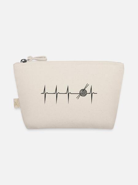my heart beats for knitting - Organic Pouch - nature