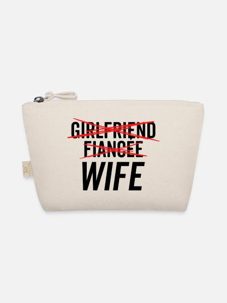 Girlfriend Fiancée Wife - Organic Pouch - nature - Front