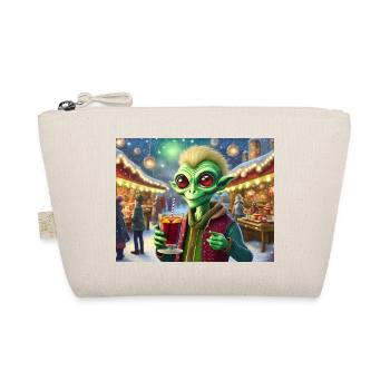 alien is drinking mulled wine at the Christmas - Organic Pouch - nature - Front