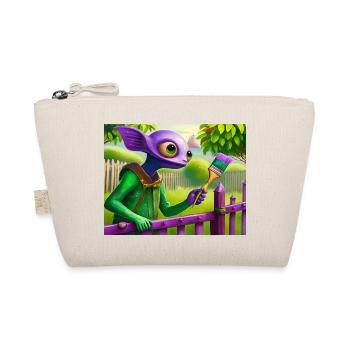 cute little green vintage alienpainting a fence - Organic Pouch - nature - Front