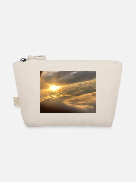 Sunlight over a sea of clouds - Organic Pouch - nature
