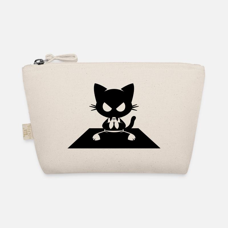 Chat noir en siège zen avec un regard en colère Trousse biologique