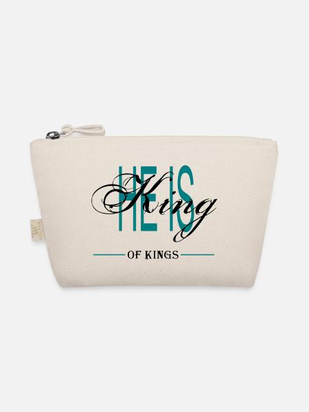 HE IS KING OF KINGS - Organic Pouch - nature - Front
