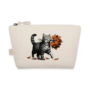 Kitten brings autumn leaves - Organic Pouch - nature - Front