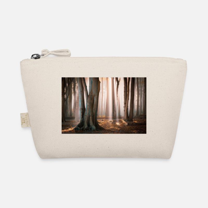 Forest light: Rays of sunshine in the cloud forest Organic Pouch