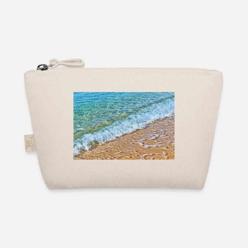 Des vagues cristallines sur une plage de sable doré Trousse biologique