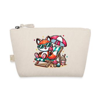 Cheerful cartoon fox on the beach on a lounger - Organic Pouch - nature - Front