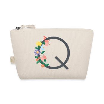 Elegant letter 'Q' with flowers - Organic Pouch - nature - Front