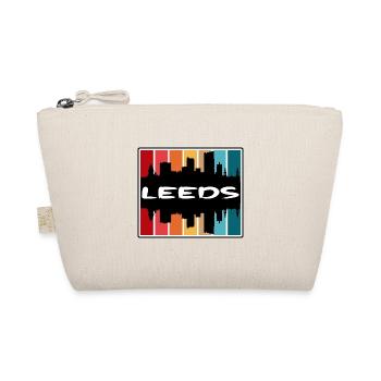 Leeds England Skyline Silhouette Travel Souvenir - Organic Pouch - nature - Front