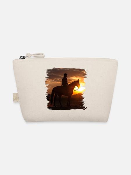 Horseback riding is an old tradition - Organic Pouch - nature - Front