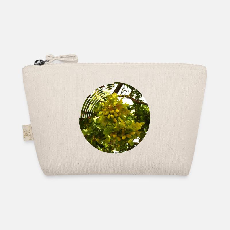 In autumn, acorns fall from the trees Organic Pouch