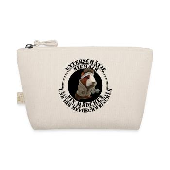 Never underestimate a girl guinea pig - Organic Pouch - nature - Front