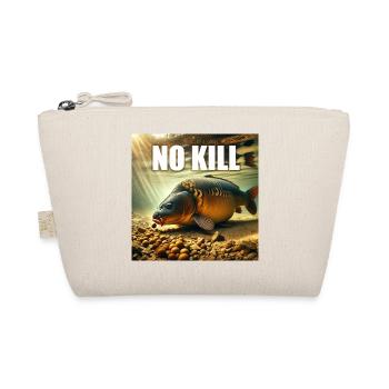 Carpe cuire qui déguste ses bouillettes - Trousse biologique - nature - Devant