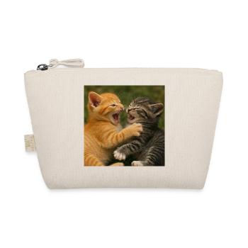 Cousins chats sauvages au combat - Trousse biologique - nature - Devant