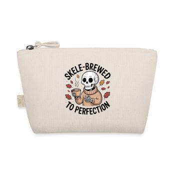 Cozy skeleton in sweater with hot chocolate - Organic Pouch - nature - Front