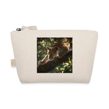 Majestic leopard on the lookout - Organic Pouch - nature - Front