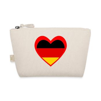 Rotes Deutschland Herzflagge – Liebe und Stolz - Organic Pouch - nature - Front