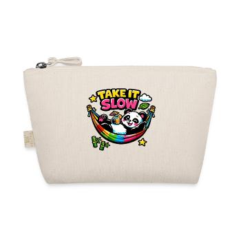 Panda in rainbow hammock - Organic Pouch - nature - Front