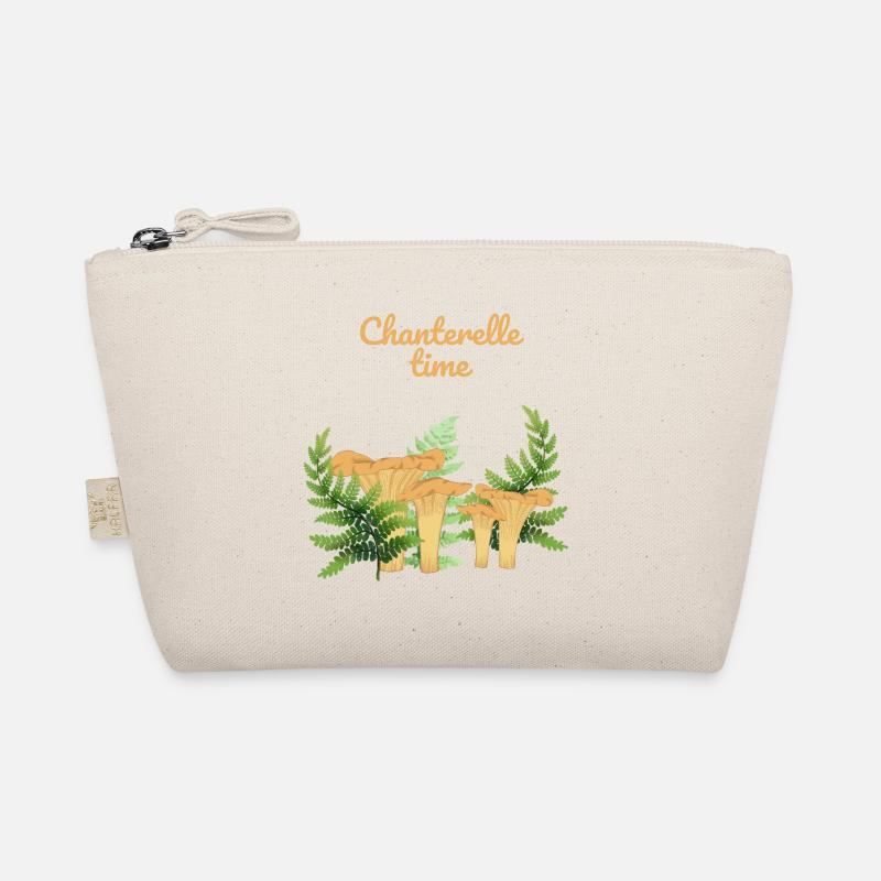 Girolles dans une forêt Trousse biologique