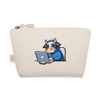 Cute hacker cow sleeps in a hoodie in front of the PC - Organic Pouch - nature - Front