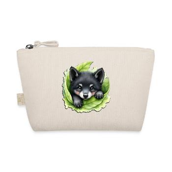 Wolf puppy on the green - Organic Pouch - nature - Front