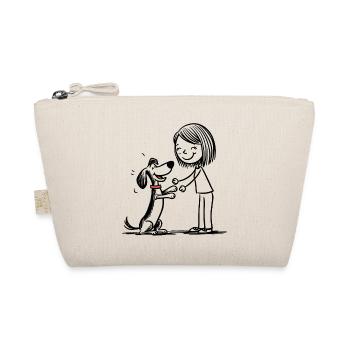 Who plays with the dog! - Organic Pouch - nature - Front