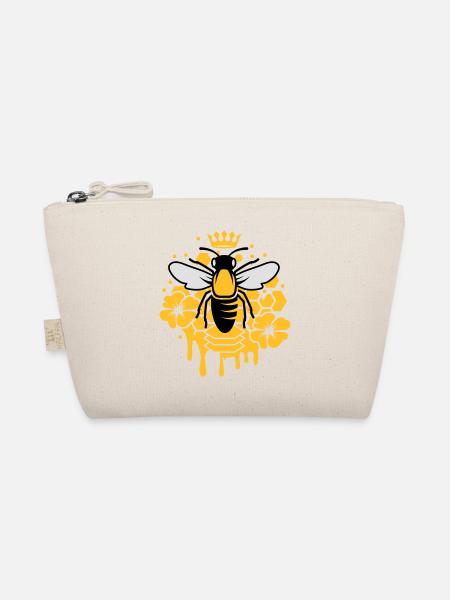A bee with a crown - Organic Pouch - nature - Front