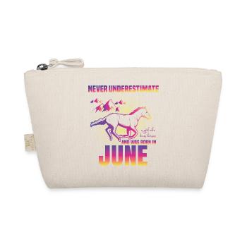 Cette fille aime les chevaux | Juin - Trousse biologique - nature - Devant