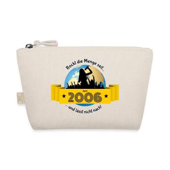 18th Birthday Rocking the crowd since 04/2006 - Organic Pouch - nature - Front