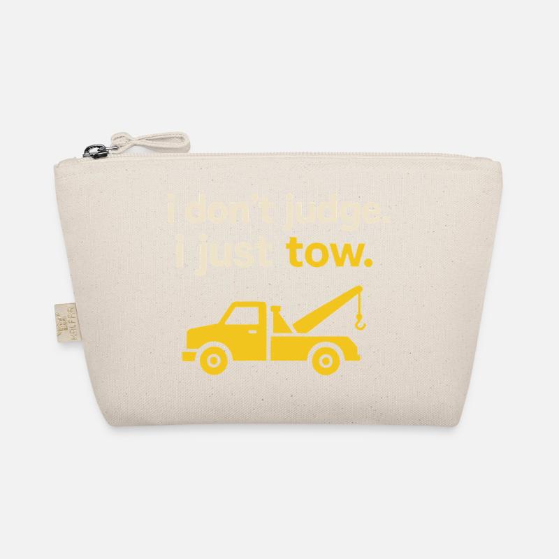 I don't judge | Towing service Organic Pouch