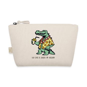 Hapi the crocodile on vacation - Organic Pouch - nature - Front