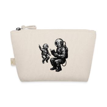 Vintage Deep Sea Diver with Child – Black and White - Organic Pouch - nature - Front