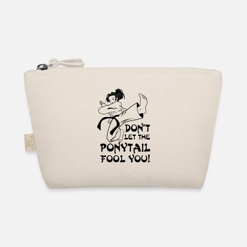 Don't let the Ponytail fool you - karate fight Trousse biologique