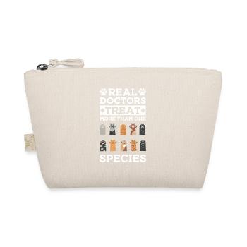 real doctors treat more than one speci ... Veterinarian - Organic Pouch - nature - Front
